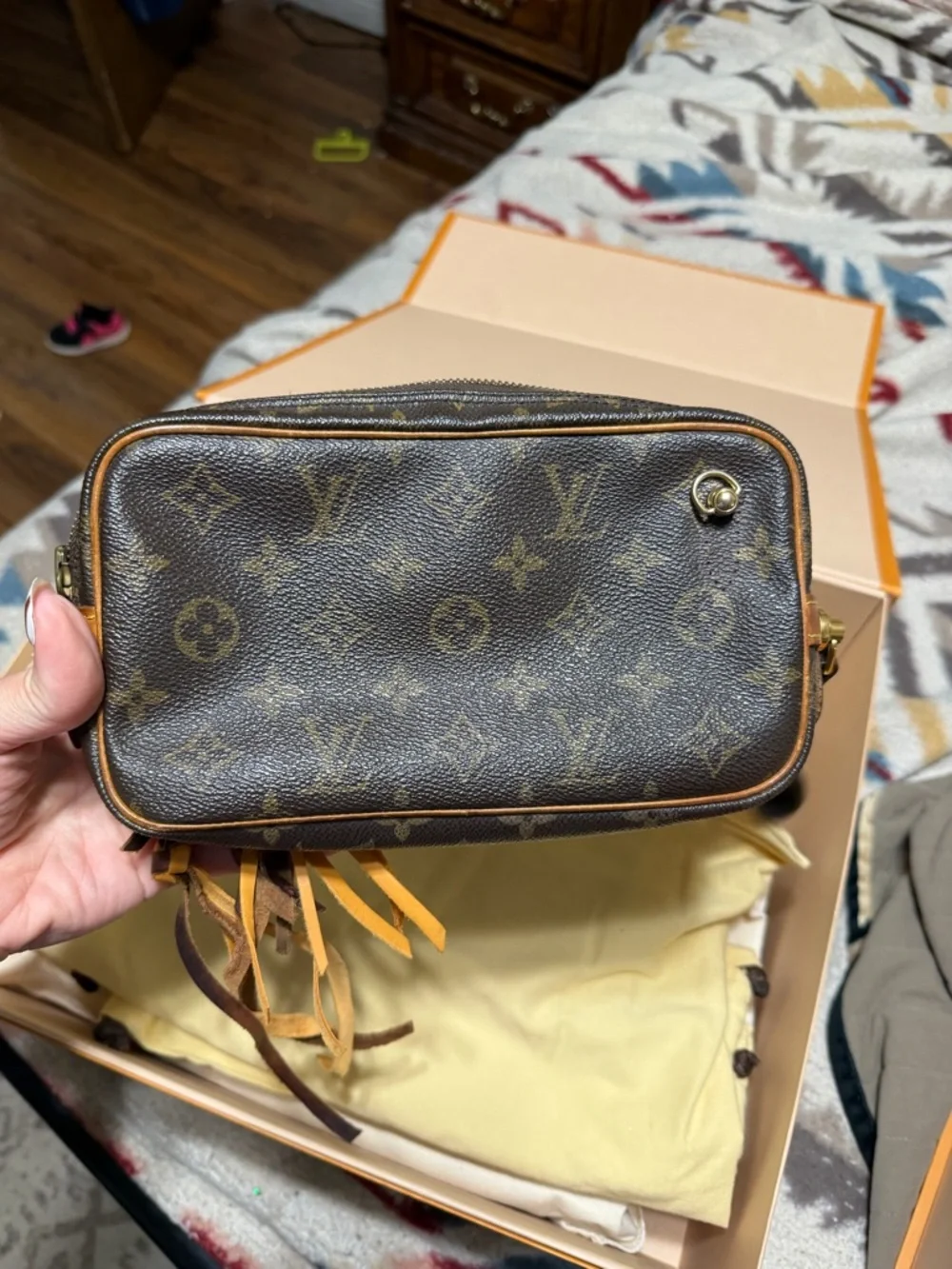 Louis Vuitton Monogram Braided Trim Crossbody Clutch - Tan Accents - Picture 2 of 5
